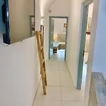 Feriehus Lupi's Cave House Fira (Santorini)