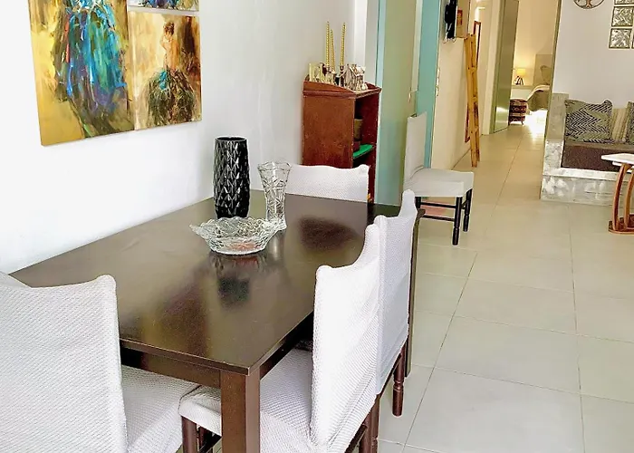 Lupi's Cave House * 산토리니