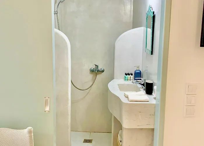 Nyaraló Lupi's Cave House